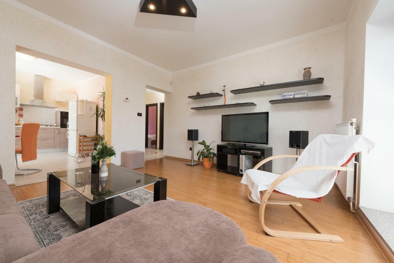 Apartment Cupido Rijeka Exteriör bild